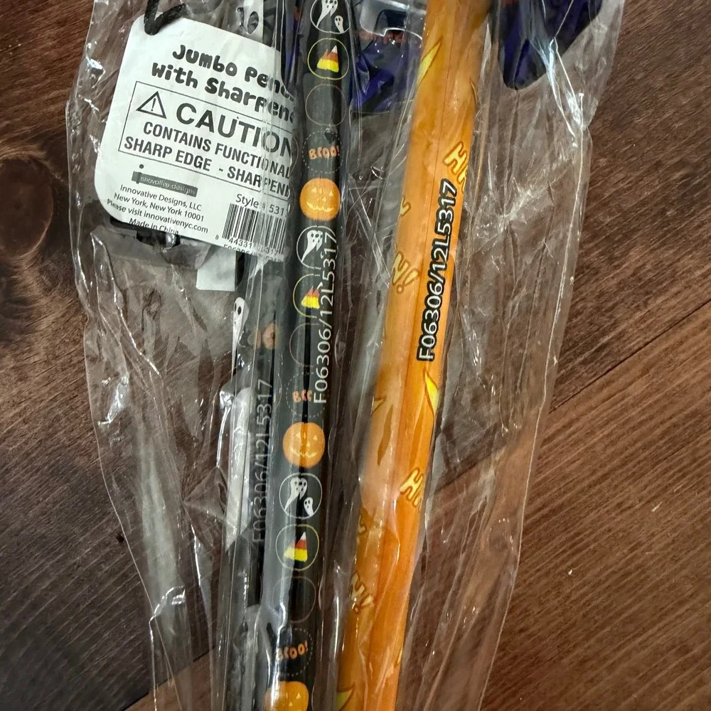 Innovative Designs Jumbo Halloween Pencils 3 Pack with Sharpeners NEW